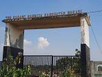 tampak-depan-tpu-karang-bahagia-bekasi-akses-jalan-sempit-dan-bebatuan.jpg