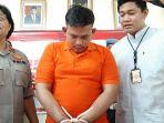 tersangka-polisi-gadungan-berinisial-mya-di-pesanggrahan.jpg