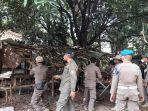 tim-penertiban-terpadu-jakarta-selatan-mengamankan-aset-daerah-di-jalan-ra-kartini.jpg