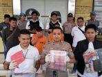 ungkap-kasus-uang-palsu-itu-di-mapolres-tangsel.jpg