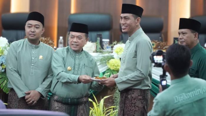 Gubernur Jambi, Dr. H. Al Haris, S.Sos, MH menghadiri Peringatan Hari Ulang Tahun Ke-77 Kabupaten Batang Hari.