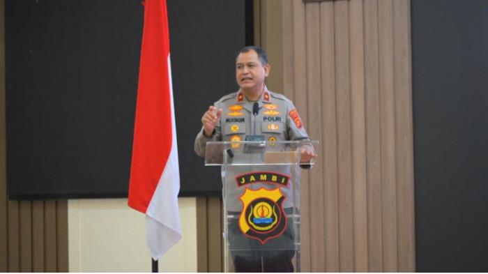 Wakapolda Jambi, Brigjen Pol. M. Mustaqim membuka Pelatihan Pelayanan Publik yang Prima dalam Rangka Pembangunan Zona Integritas (ZI) Tahun Anggaran 2025, pada Senin (3/11/2025)