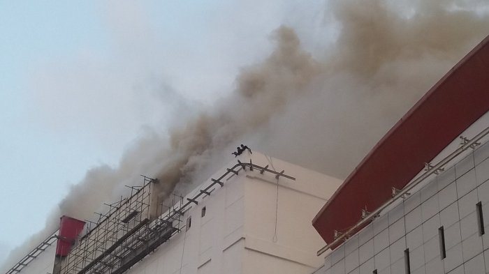 Lantai 7 Gedung PRJ Kemayoran Terbakar, Diduga Ini Penyebabnya