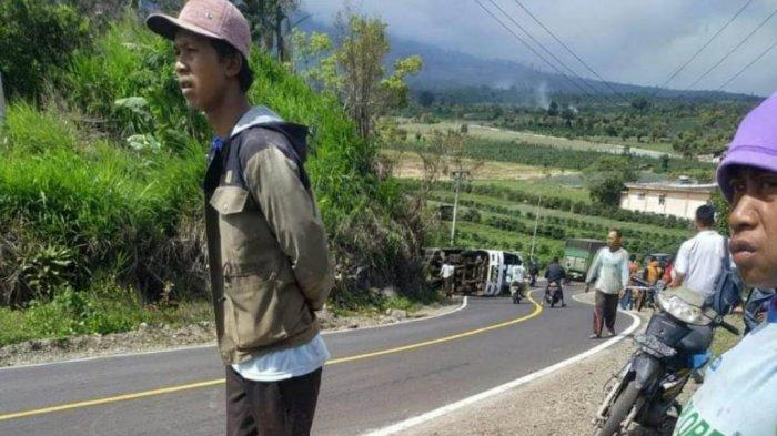 Bus Mengakut Santri Darunnajah Terbalik di Kerinci, Tiga Orang Terluka Dilarikan ke Rumah Sakit