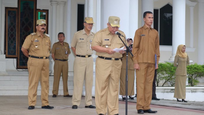 Bupati Tanjab Barat Safrial MS Kecewa dan Marah. Ini Dia yang Menjadi Pemicu