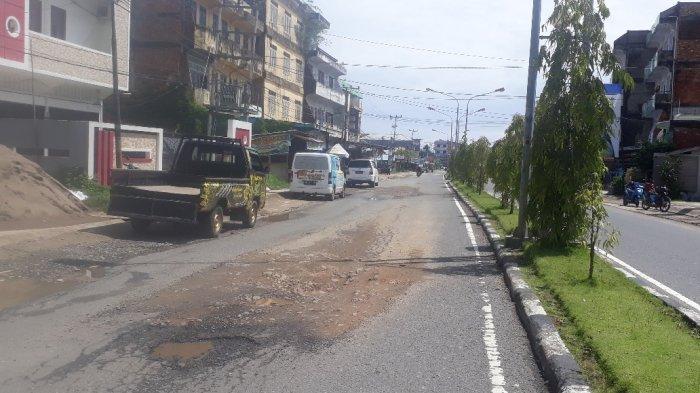 Pernah Dianggarkan Rp 327 Miliar, Jalan Rusak di Tanjab Barat Masih 400 Km