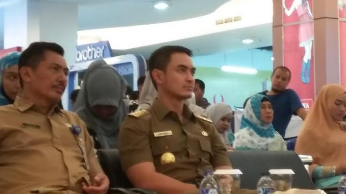 Kehadiran Zumi Zola pada Tribun Gadget Expo Hipnotis Pengunjung Jamtos