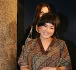 Nirina Zubir 14 Tahun Ogah Main Film Horor, Sejak Kejadian Aneh Ini Menimpa Ibunya
