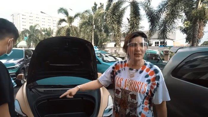 Kocak Ashanty Bawa Mobil Tesla Terbaru, Bingung 'Bisa' Mundur Sendiri