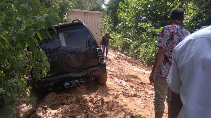Puluhan Kilometer Jalan Sridadi Rusak Parah, Dinas PU Batanghari Tak Berkutik Gara-gara Anggaran