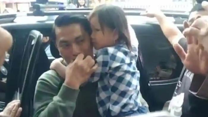 Bilqis kembali ke pelukan ayah usai diculik di Makassar dan dijual ke Jambi