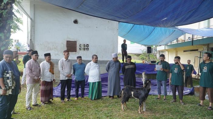 Pemotongan hewan kurban  PT Perkebunan Nusantara (PTPN IV) IV Regional IV Jambi-Sumbar dilakukan pada Rabu (27/5/2026) di Region Office usai sholat Idul Adha sekitar pukul 08:00 WIB.