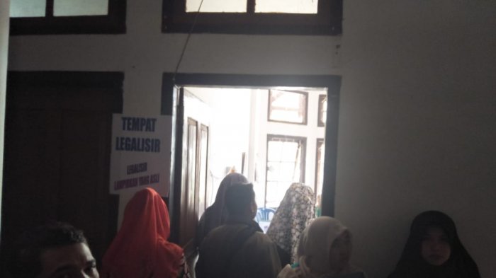 Rekrutmen CPNS Dibuka, Kantor Dukcapil Kerinci Penuh Sesak Warga Antre Urus KTP