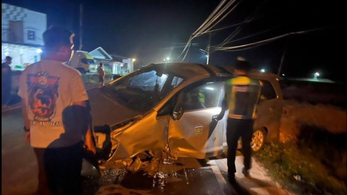 Kabarnya Kadis Pariwisata Sungai Penuh Kecelakaan di Kerinci Jambi Mobil Dinas Tabrak Pembatas Jalan