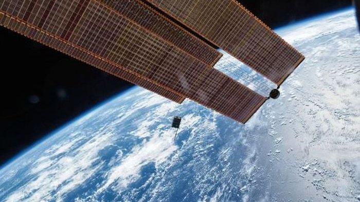 Start Up Jepang Ini Tawarkan Jasa Unik Kirimkan Plaket Pernikahan ke Luar Angkasa, Mau Coba?