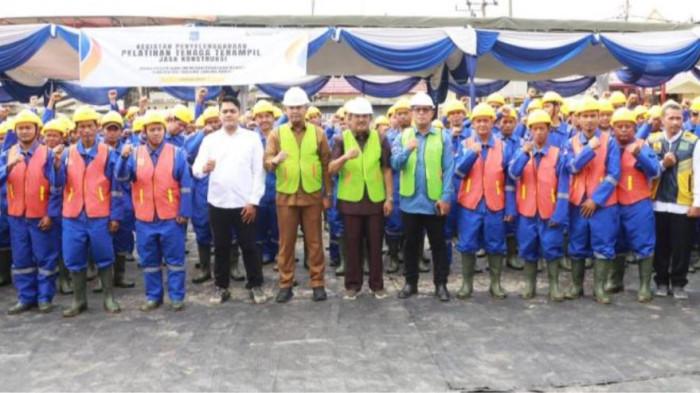 Bupati Anwar Sadat Buka Pelatihan 175 Tukang: Jasa Konstruksi Penting bagi Pembangunan Tanjab Barat