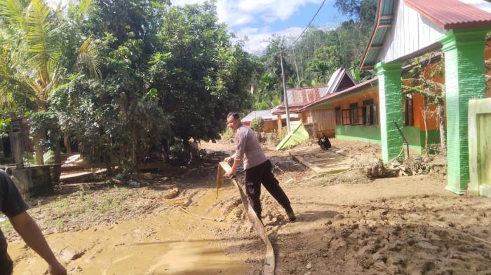 BANJIR DI MERANGIN - Banjir di Kecamatan Tiang Pumpung, Kabupaten Merangin