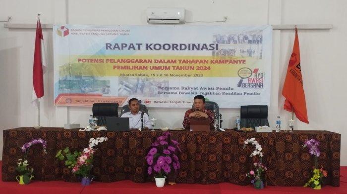 Bawaslu Tanjab Timur Kawal Pendistribusian Logistik Pemilu 2024
