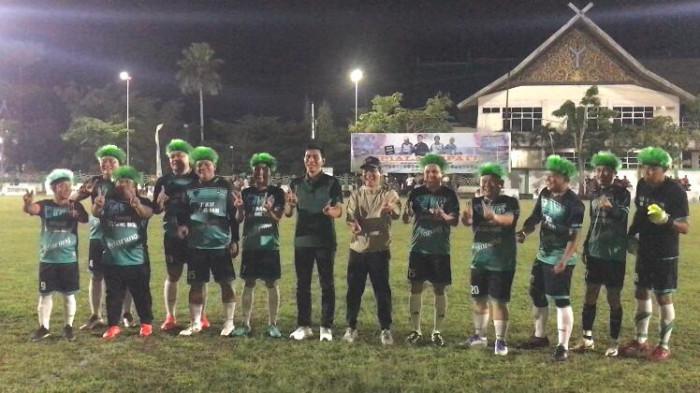 Bupati Batang Hari Tutup Turnamen Sepak Bola Super Tangguh U-35 Bupati Cup 2025