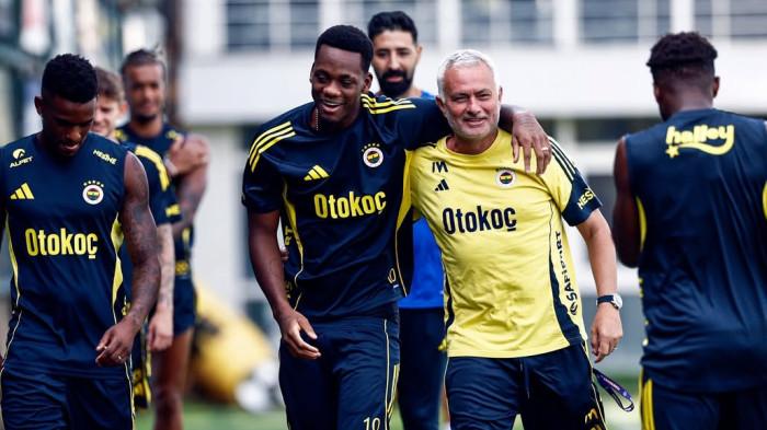 Prediksi Skor  Fenerbahce vs Stuttgart, Head to Head dan Statistik di Liga Europa