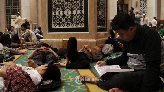 Cara Iktikaf di Masjid Agar Mendapatkan Lailatul Qodar di 10 Hari Terakhir Ramadhan