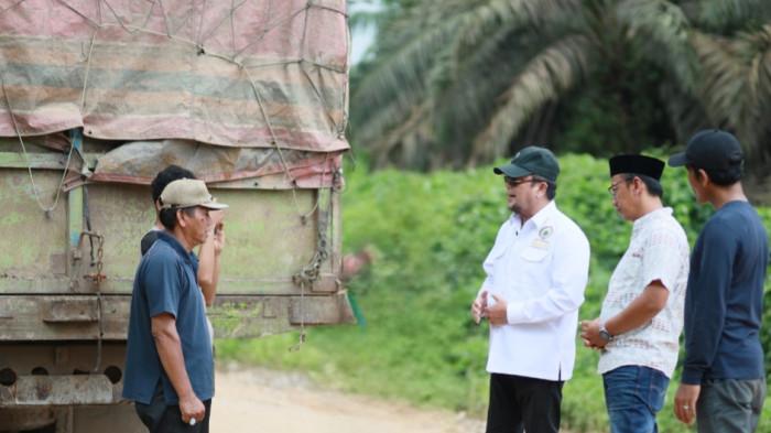 Wakil Ketua I DPRD Provinsi Jambi, Ivan Wirata, mendesak Gubernur Jambi untuk segera menerapkan larangan bagi truk over dimension over loading (ODOL) melintasi jalan provinsi maupun jalan nasional yang ada di wilayah Jambi.