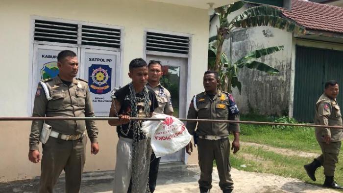 Ketahuan Curi Tiang Umbul-Umbul Siang Bolong, Pria di Batang Hari Jambi Ditangkap