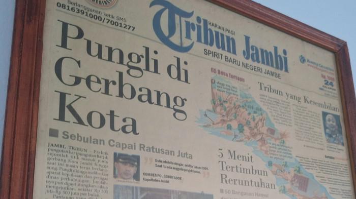 Koran Edisi Pertama