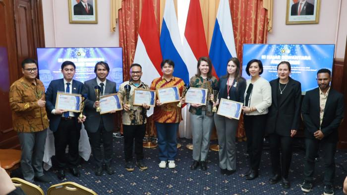 Mahasiswa asal Provinsi Jambi itu menerima Ki Hajar Dewantara Award 2026. Ini
