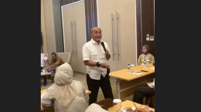 News Director Tribun Network, Febby Mahendra Putra, yang hadir sebagai keynote speaker dalam Tribun Jambi Academy Batch 1.