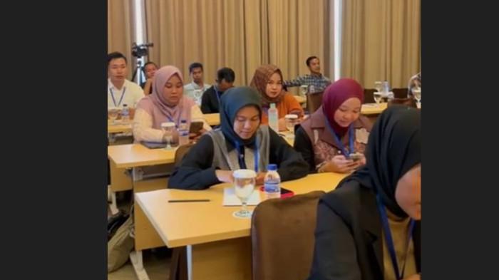 PELATIHAN - Peserta Tribun Jambi Academy Batch I, di Luminor Hotel, Kota Jambi, Rabu (8/4).
