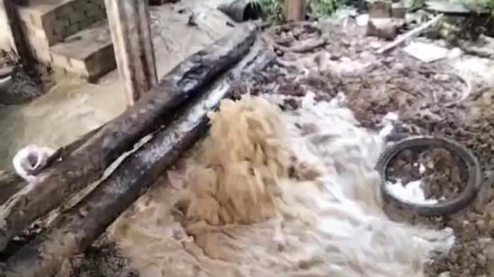 Pipa 10 Inci PDAM Batang Hari Jebol, Warga Resah Air Bersih Tak Mengalir Sejak Selasa