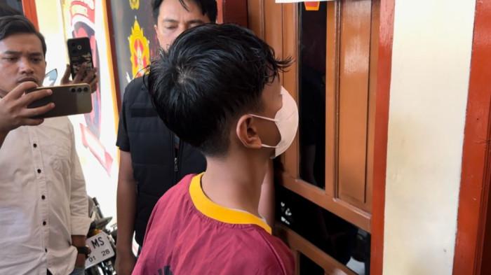 R remaja 14 tahun jadi tersangka penikaman geng motor di Jambi.