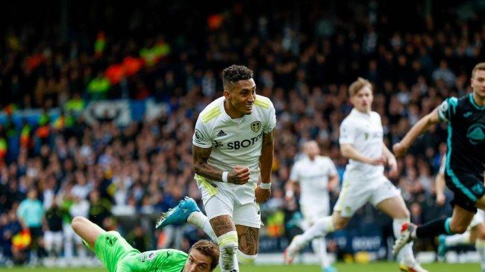 Diminati Chelsea hingga Barcelona, Raphinha Pilih tak Ikut Laga Pramusim Leeds United