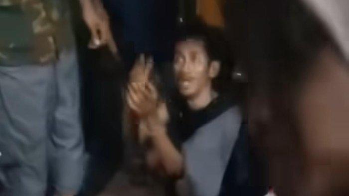 Viral Warga Mendalo Muaro Jambi Tangkap Basah Pria Mencuri di Rumah Tetangga