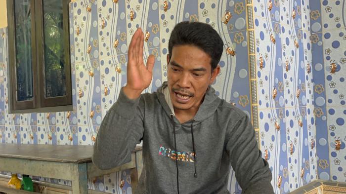 SUKU ANAK DALAM - Temenggung Jhon, tokoh Suku Anak Dalam di Kabupaten Merangin, Provinsi Jambi menjelaskan duduk perkara dan kronologi Bilqis Ramadhany (4) anak asal Makassar yang ditemukan di Mentawak.