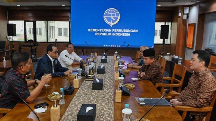 Gubernur Jambi Al Haris Bahas Pembangunan Jalan Khusus Batubara Dengan Menhub