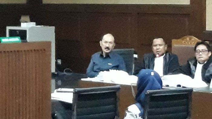Sidang Panas Jari Telunjuk Fredrich Yunadi di Kepala, Jaksa KPK Protes ke Hakim, Kemudian Terjadi
