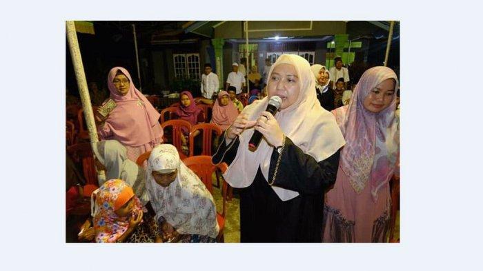 Safari Ramadan di Mestong, Bupati Masnah Busro Santuni Anak Yatim dan Lansia