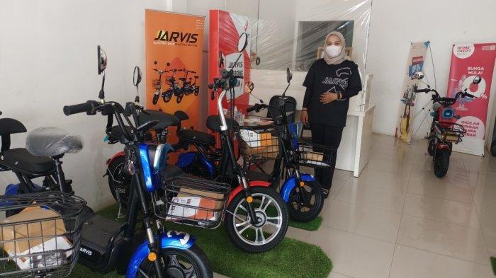 Motor Listrik Jarvis, Rp 80 Ribu Bisa Tempuh Jarak 500 km