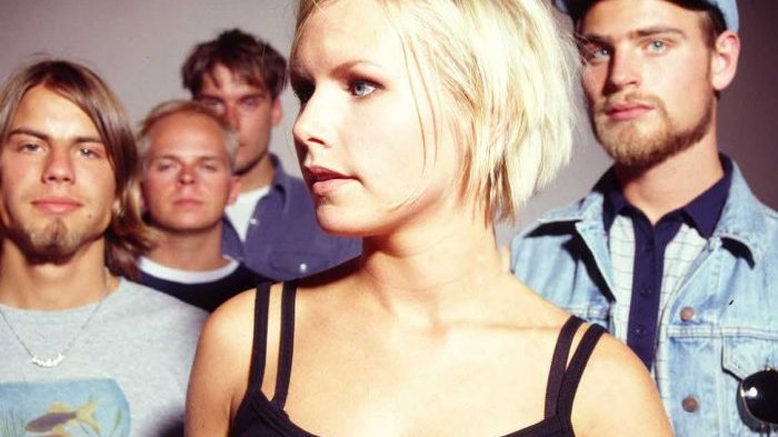 5 Artis Luar Negeri yang Tergila-gila Sama Kuliner Indonesia, No 5 Idola Cewek-cewek