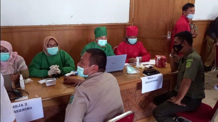 Sejumlah ASN Pemkab Tebo dan Wartawan Jalani Vaksinasi Tahap Kedua