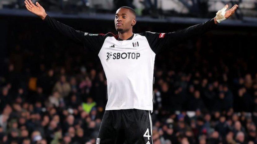 Newcastle Terdepan untuk Rekrut Tosin Adarabioyo dari Fulham
