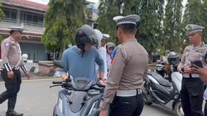 1093-Pelanggar-Lalu-Lintas-Ditindak-Satlantas-Kerinci-Jambi.jpg