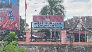 12102024-gedung-kpu-tebo.jpg