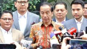 20250430-Jokowi-laporkan-penuduh-ijazah-palsu-ke-Polda-Metro-Jaya-dsfs.jpg