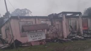 20250913-Kantor-Samsat-di-Yahukimo-dibakar-KKB-Papua.jpg