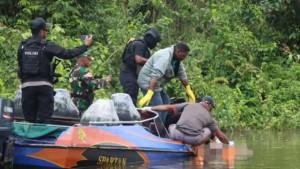 20250929-Evakuasi-korban-KKB-Papua.jpg