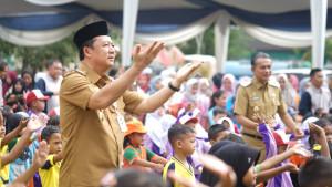 Bambang-Bayu-Suseno-BBS-membuka-peringatan-Hari-Anak-Nasional.jpg