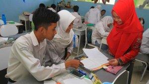 Belajar-Mengajar-di-sekolah.jpg